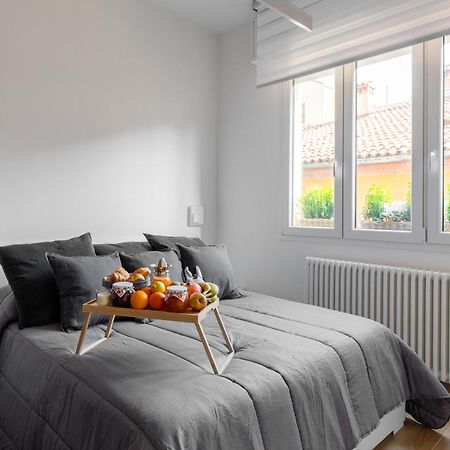 Appartement La Dimora Degli Asinelli à Bologne Extérieur photo