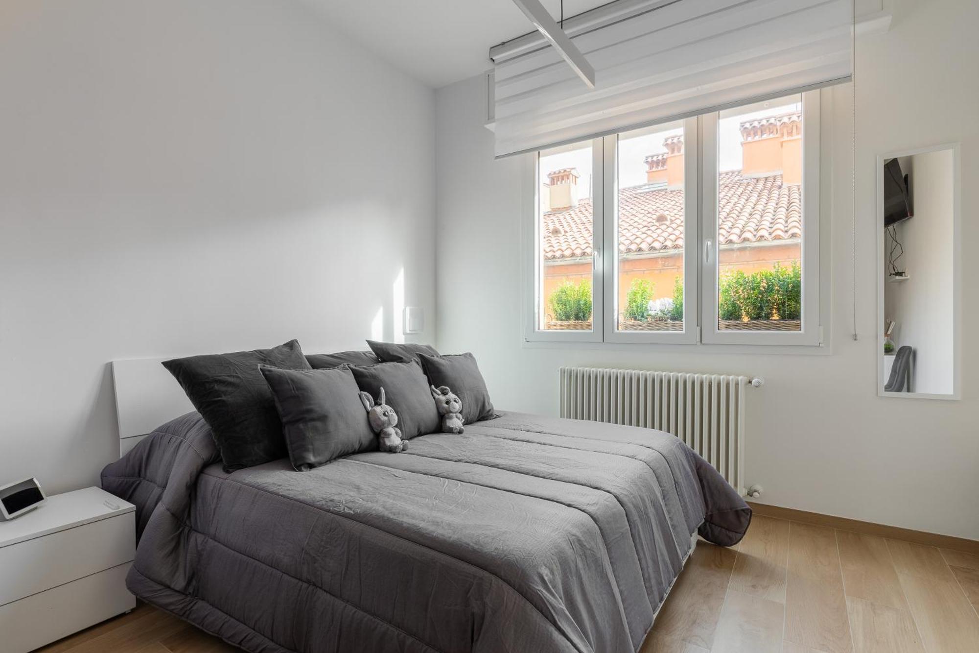 Appartement La Dimora Degli Asinelli à Bologne Extérieur photo