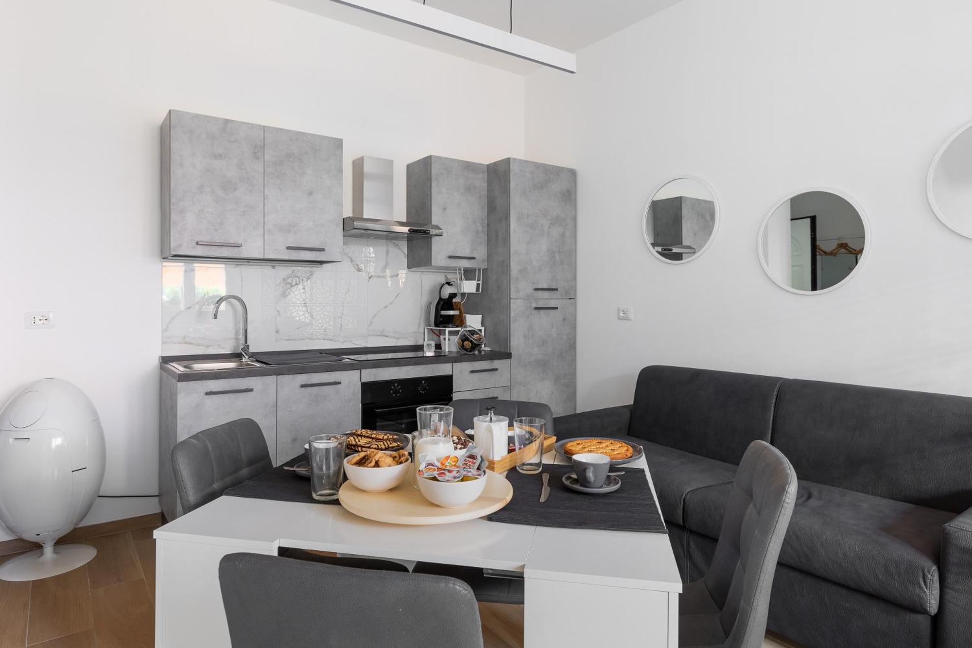 Appartement La Dimora Degli Asinelli à Bologne Extérieur photo